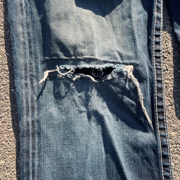 TR "Kitty" Bootcut Jeans - Picture 4 of 7